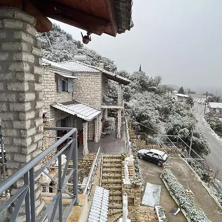 Stone Maisonettes Country house Aigio