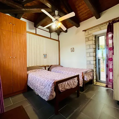 Stone Maisonettes Country house
