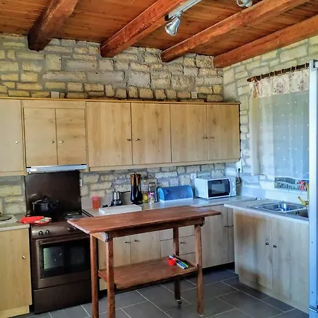 Country house Stone Maisonettes