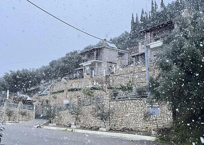 Stone Maisonettes *